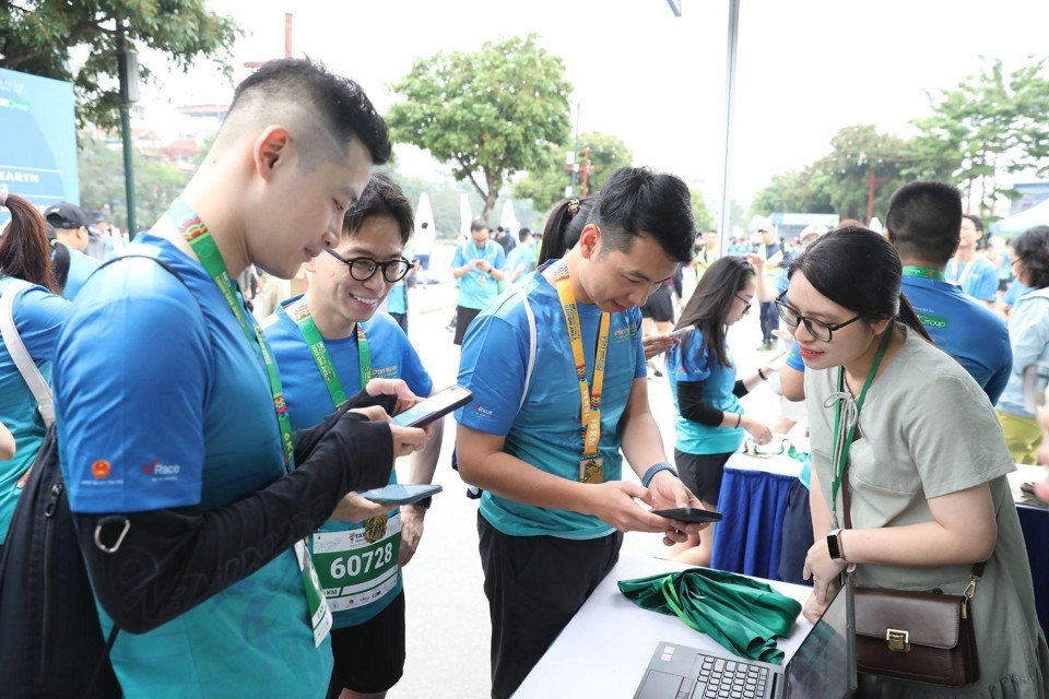 Thử thách chạy bộ đổi cây xanh được runners Hà Nội hưởng ứng - Ảnh 4