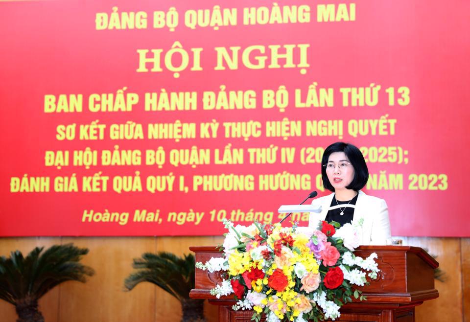 Phó Chủ tịch Thường trực HĐND TP Hà Nội Phùng Thị Hồng Hà phát biểu chỉ đạo tại hội nghị.
