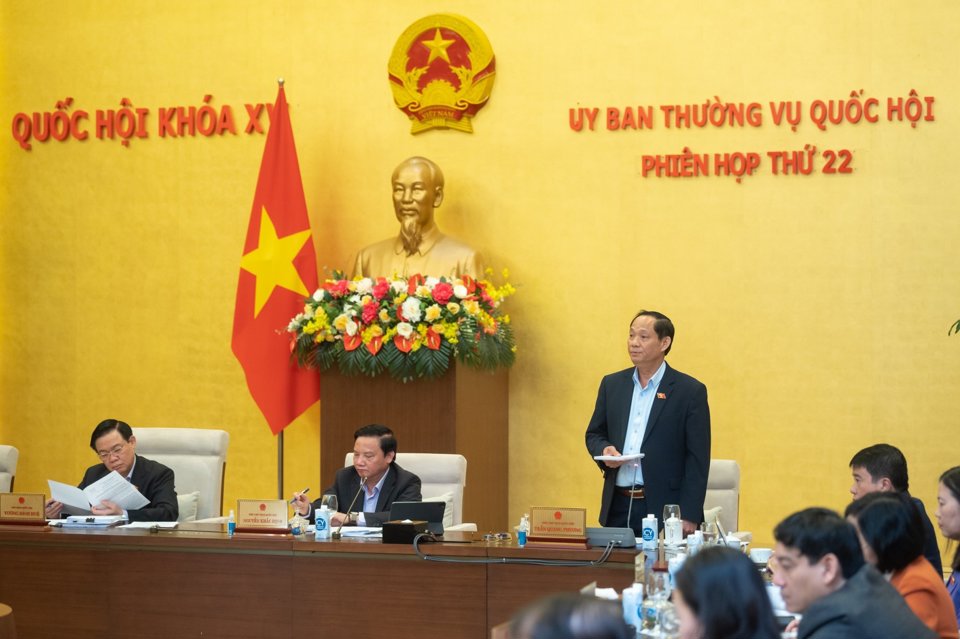 Ph&oacute; Chủ tịch Quốc hội Trần Quang Phương ph&aacute;t biểu tại phi&ecirc;n họp. Ảnh: Quochoi.vn