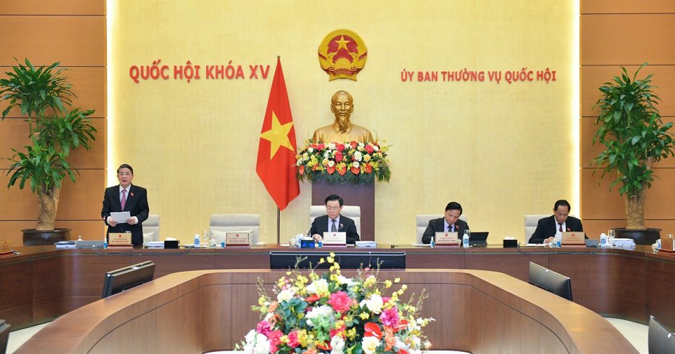Ph&oacute; Chủ tịch Nguyễn Đức Hải điều h&agrave;nh nội dung thảo luận