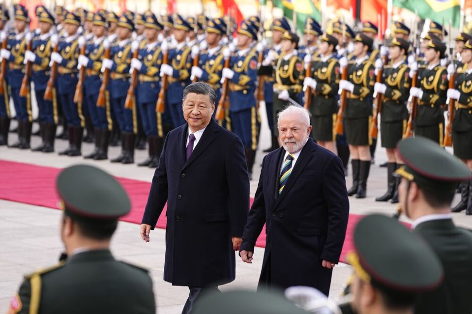 Tổng thống Brazil Luiz Inacio Lula da Silva v&agrave; Chủ tịch Trung Quốc Tập Cận B&igrave;nh. Ảnh: Getty.&nbsp;
