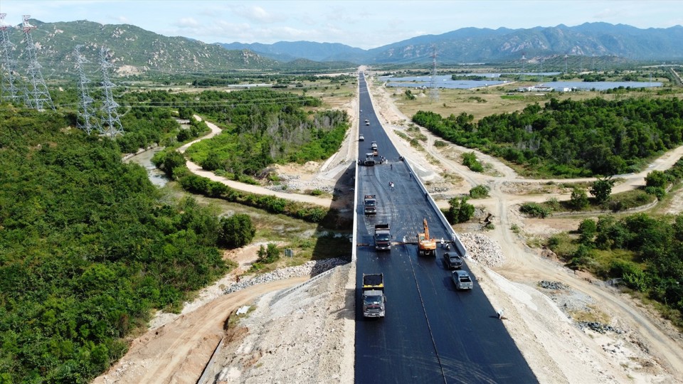 Cao tốc Vĩnh Hảo - Phan Thiết sẽ được giao cho Cục Đường bộ Việt Nam quản l&yacute;, khai th&aacute;c.
