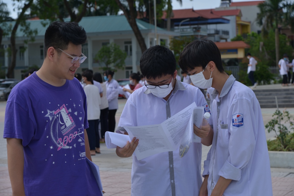 Kỳ thi tuyển sinh lớp 10 năm học 2023 - 2024 tại Hà Nội sẽ diễn ra vào ngày 10 và 11 tháng 6. Ảnh: Phạm Hùng