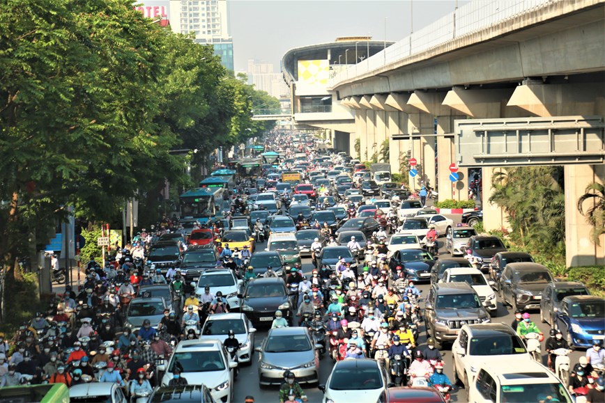 Hà Nội: Phân luồng giao thông dịp nghỉ lễ - Ảnh 1