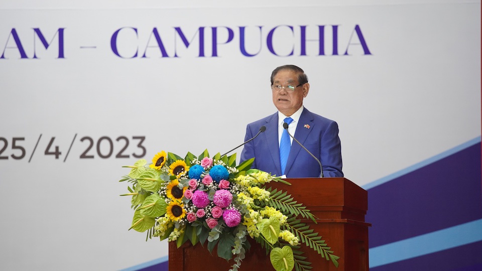 &Ocirc;ng Samdech Krolahom Sar Kheng - Ph&oacute; Thủ tướng, Bộ trưởng Bộ Nội vụ Vương quốc Campuchia ph&aacute;t biểu tại hội nghị