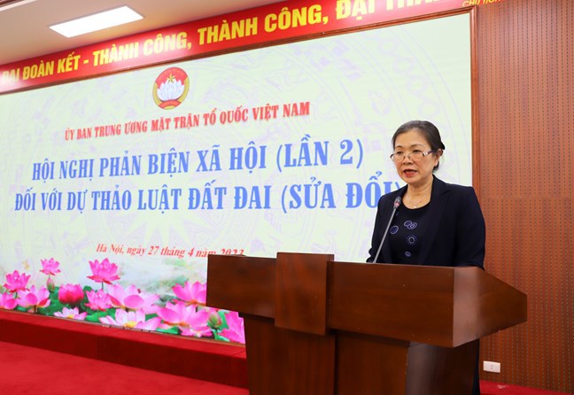 Ph&oacute; Chủ tịch Ủy ban T.Ư Mặt trận Tổ quốc Việt Nam&nbsp;Trương Thị Ngọc &Aacute;nh ph&aacute;t biểu tại Hội nghị phản biện x&atilde; hội (lần 2) đối với Dự &aacute;n Luật Đất đai (sửa đổi)