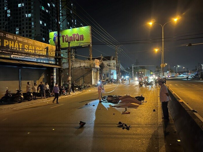 Tai nạn giao thông ngày 28/4/2023: Tàu hỏa tông xe tải chở đá, tài xế chết - Ảnh 3