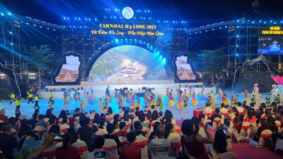 N&eacute;t mới trong Carnaval Hạ Long 2023 l&agrave; chương tr&igrave;nh nghệ thuật.