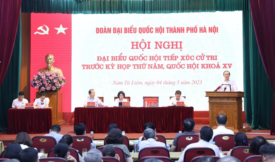 Chủ tịch HĐND TP Hà Nội Nguyễn Ngọc Tuấn phát biểu tại hội nghị. Ảnh: Thịnh An