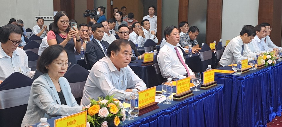 Đại biểu tại buổi họp b&aacute;o c&ocirc;ng bố việc tổ chức lễ hội Nho -&nbsp;Vang Ninh Thuận năm 2023. (ảnh: T&acirc;n Tiến).