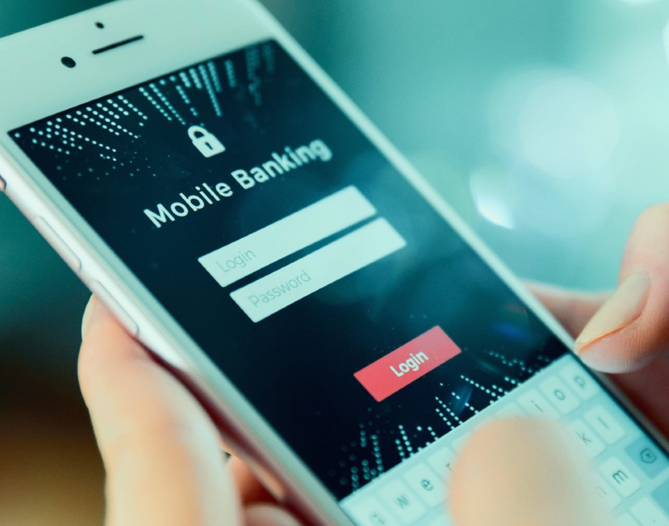 C&aacute;c ứng dụng Mobile Banking c&oacute; lượt tải về khaongr 18 triệu lượt/năm