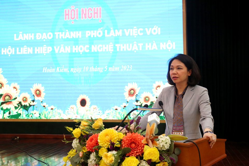Ph&oacute; Chủ tịch UBND TP Vũ Thu H&agrave; ph&aacute;t biểu chỉ đạo tại Hội nghị.