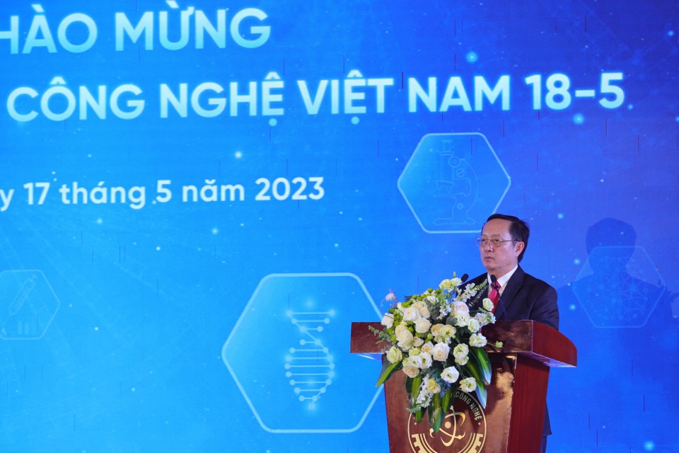 Bộ trưởng Bộ Khoa học v&agrave; C&ocirc;ng nghệ Huỳnh Th&agrave;nh Đạt ph&aacute;t biểu tại lễ kỷ niệm ng&agrave;y Khoa học &amp; C&ocirc;ng nghệ Việt Nam