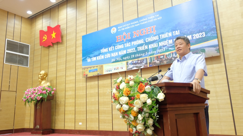 Ph&oacute; Chủ tịch UBND TP H&agrave; Nội Nguyễn Mạnh Quyền ph&aacute;t biểu tại hội nghị. Ảnh: L&acirc;m Nguyễn.