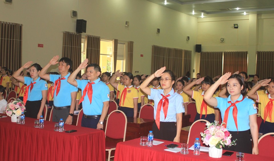 Cán bộ học viên Trường Lê Duẩn- một trong 14 Đơn vị học tập năm 2022 (Ảnh: FBNT)