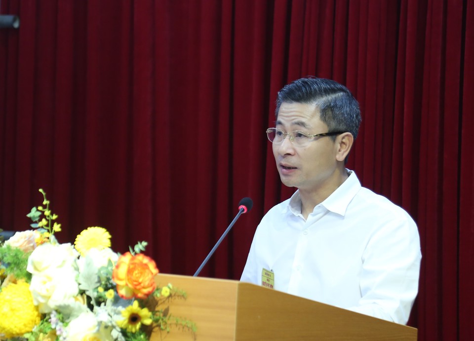 &Ocirc;ng Nguyễn Phi Thường - Gi&aacute;m đốc Sở GTVT H&agrave; Nội ph&aacute;t biểu tại buổi lễ.