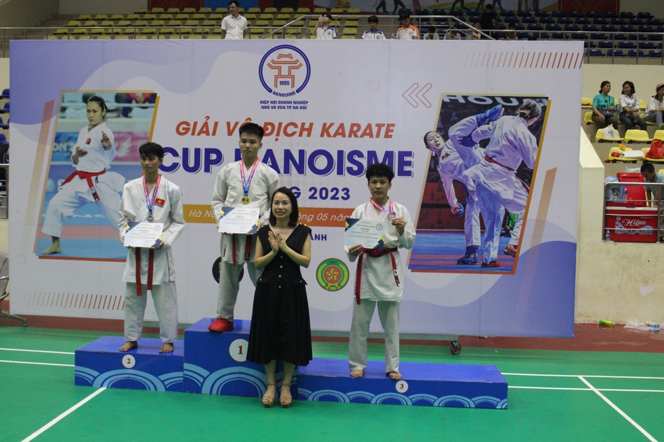 600 vận động viên tranh tài tại Karate Cup Hanoisme mở rộng 2023 - Ảnh 8