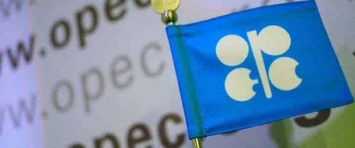 C&aacute;c bộ trưởng năng lượng OPEC+ sẽ họp v&agrave;o ng&agrave;y 4/6 tới để thảo luận về ch&iacute;nh s&aacute;ch sản lượng dầu mỏ. Ảnh: AP