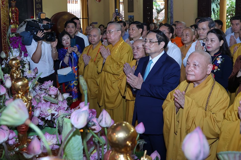 Đại lễ Phật đản Phật lịch 2567 - Dương lịch 2023 được tổ chức trang trọng - Ảnh: VGP/Nhật Bắc