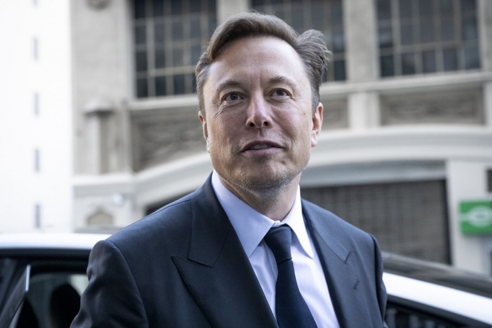 &Ocirc;ng Elon Musk - CEO h&atilde;ng xe điện Tesla &nbsp;