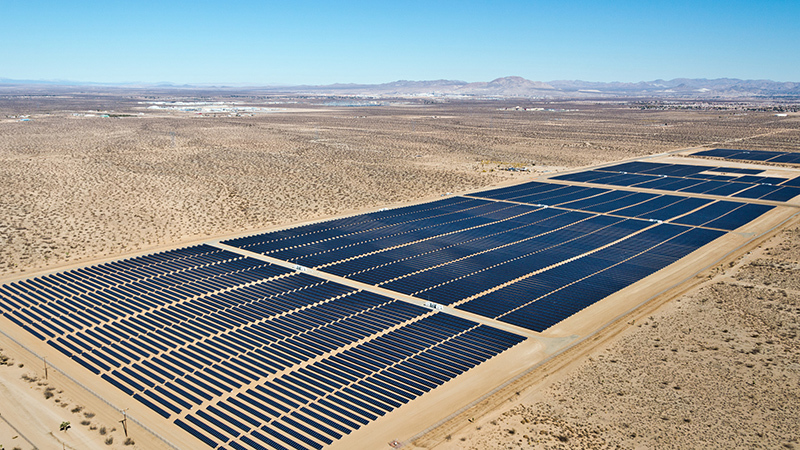 Dự &aacute;n điện mặt trời Victor Phelan 22 MW ở San Bernardino, California, Mỹ. Ảnh: Recurrent Energy