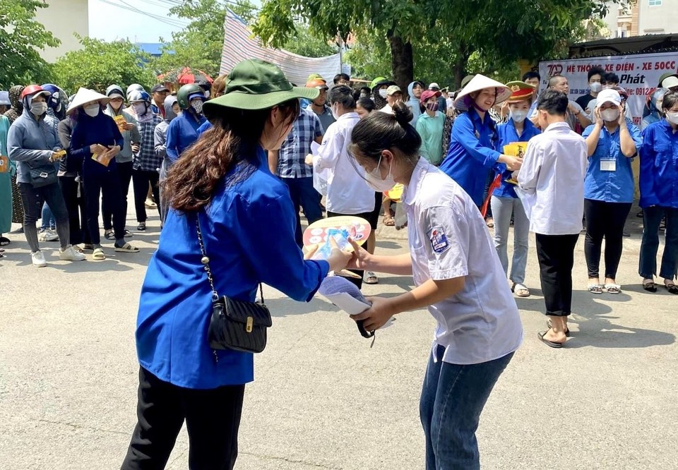 Trưởng ph&ograve;ng GD&amp;ĐT huyện S&oacute;c Sơn Trần Thị Thanh Huế cho biết, năm học 2023 - 2024, to&agrave;n huyện S&oacute;c Sơn c&oacute; 4.414 th&iacute; sinh dự thi tuyển sinh v&agrave;o lớp 10.