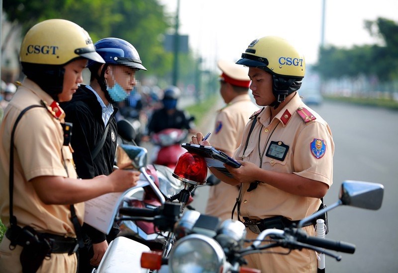 Hà Nội: Phát hiện, xử lý 731 trường hợp vi phạm giao thông trong ngày 10/6/2023 - Ảnh 1