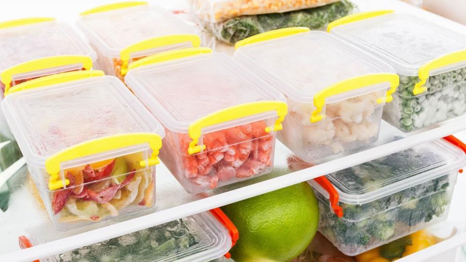 Những sai lầm khi sử dụng tủ lạnh gây mất vệ sinh an toàn thực phẩm - Ảnh 2