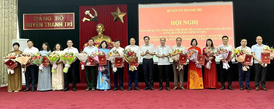 Huyện Thanh Trì thành lập 29 chi, đảng bộ cơ sở trực thuộc​ - Ảnh 1