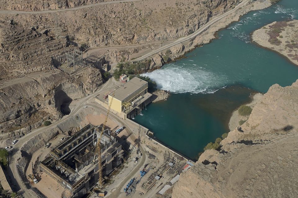 To&agrave;n cảnh đập thủy điện Kajaki ở tỉnh Helmand, Afghanistan v&agrave;o ng&agrave;y 21/3/2021. Nguồn: CNBC