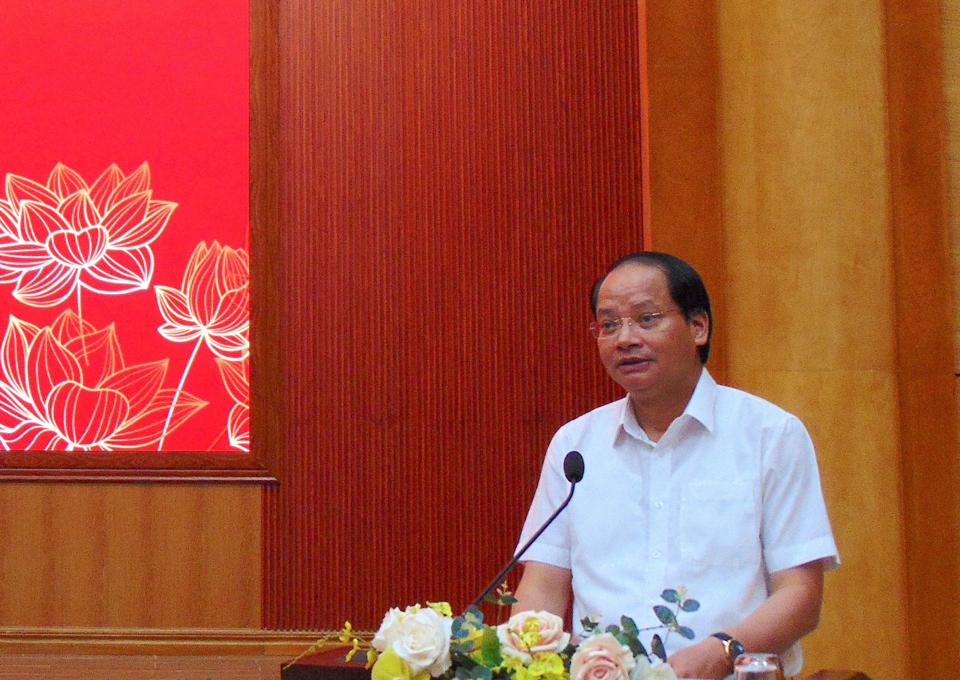 Trưởng ban Tuy&ecirc;n gi&aacute;o Th&agrave;nh ủy Nguyễn Do&atilde;n Toản ph&aacute;t biểu tại hội nghị.