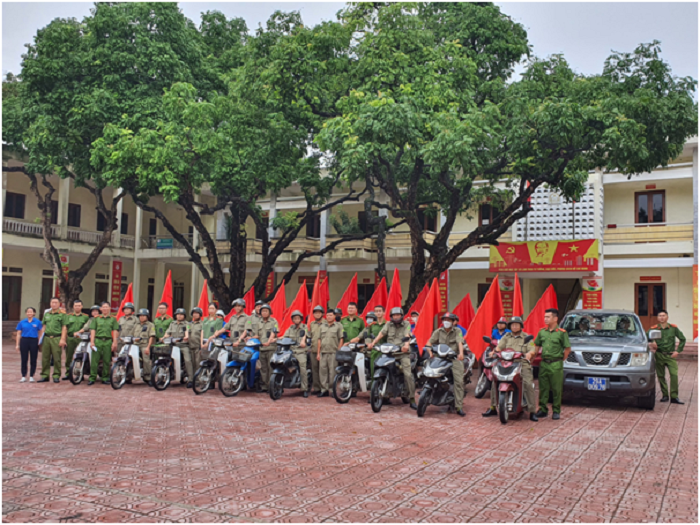 Lực lượng chức năng ra qu&acirc;n tuy&ecirc;n truyền để hưởng ứng Th&aacute;ng h&agrave;nh động ph&ograve;ng chống ma t&uacute;y năm 2023.