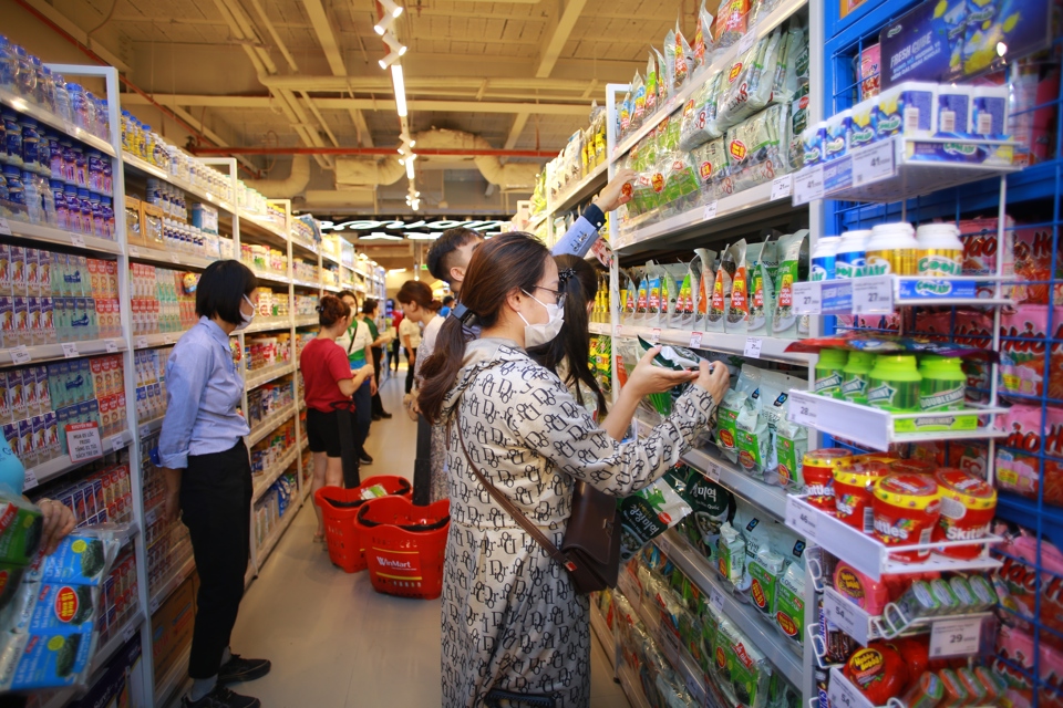 Nhà bán lẻ nội địa liên tục khai trương các siêu thị mô hình mới - Ảnh 4