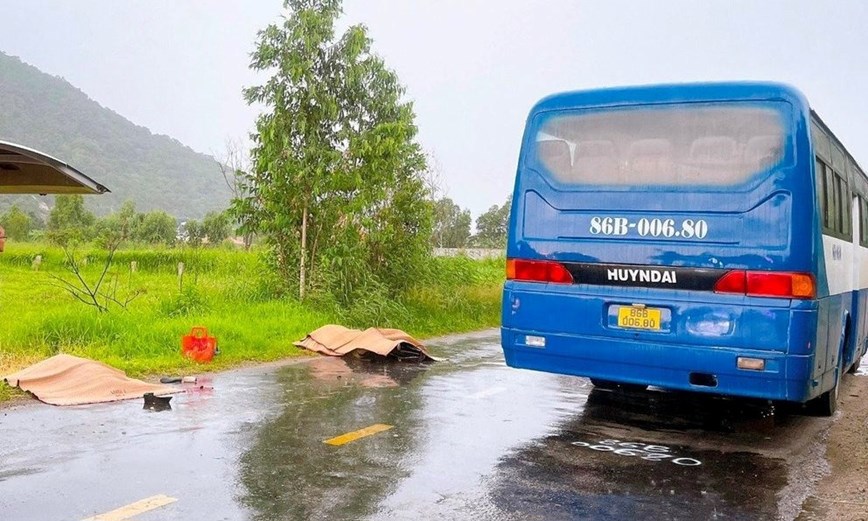 Tai nạn giao thông ngày 23/6: Xe tải tông xe khách - Ảnh 3