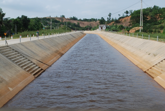 Hệ thống k&ecirc;nh mương thủy lợi dẫn nước Ng&agrave;n Trươi - Cẩm Trang (huyện Vũ Quang, H&agrave; Tĩnh). &nbsp;