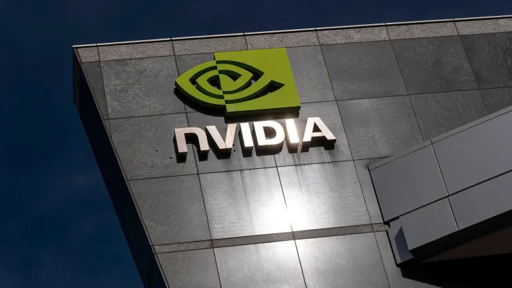 Nvidia đ&atilde; buộc phải hạn chế xuất khẩu chip AI ti&ecirc;n tiến cho Trung Quốc theo c&aacute;c biện ph&aacute;p hạn chế của Mỹ. Nguồn: Financial Times