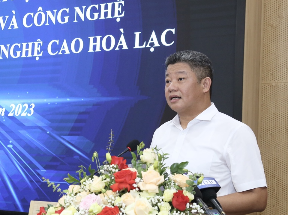 Ph&oacute; Chủ tịch UBND TP H&agrave; Nội Nguyễn Mạnh Quyền&nbsp;ph&aacute;t biểu tại cuộc l&agrave;m việc