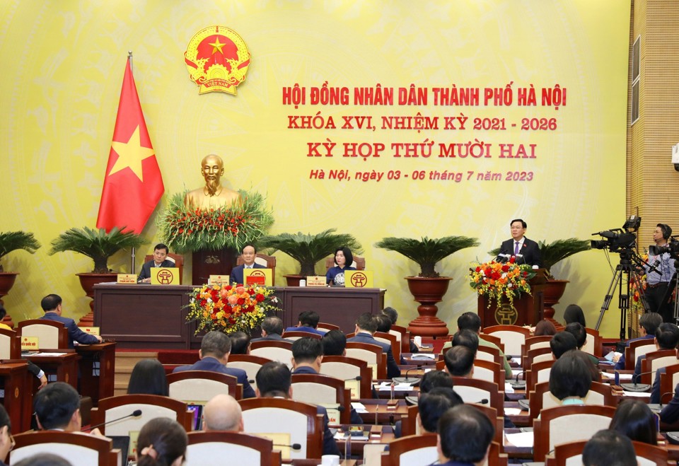 Quang cảnh phi&ecirc;n khai mạc Kỳ họp thứ 12, HĐND th&agrave;nh phố H&agrave; Nội