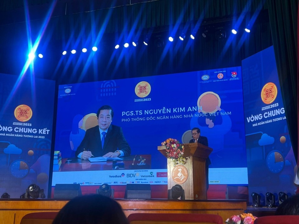 Ph&oacute; Thống đốc NHNNVN Nguyễn Kim Anh ph&aacute;t biểu tại v&ograve;ng chung kết cuộc thi &ldquo;Nh&agrave; ng&acirc;n h&agrave;ng tương lai 2023&rdquo;