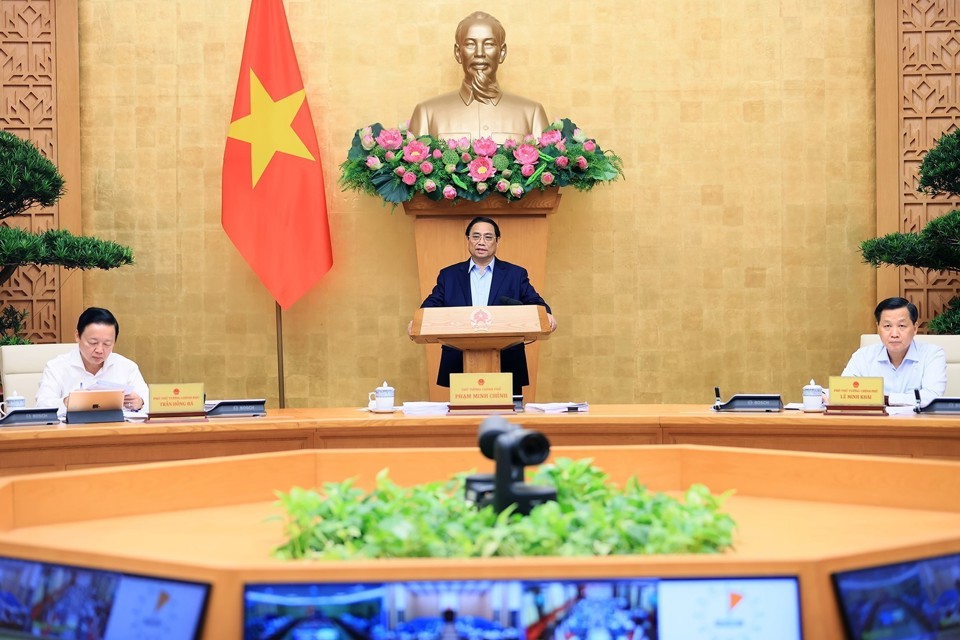 Thủ tướng Phạm Minh Ch&iacute;nh chủ tr&igrave; Phi&ecirc;n họp Ch&iacute;nh phủ thường kỳ th&aacute;ng 6/2023. Ảnh: Nhật Bắc