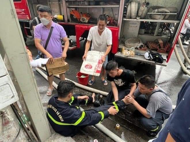 Công an Hà Nội thông tin chính thức vụ cháy 3 người chết ở Thổ Quan - Ảnh 3