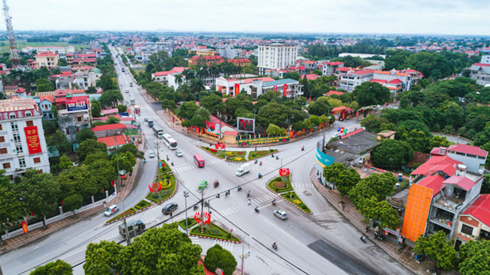 Huyện S&oacute;c Sơn đang điều chỉnh c&aacute;c giấy chứng nhận quyền sử dụng đất vượt hạn mức.