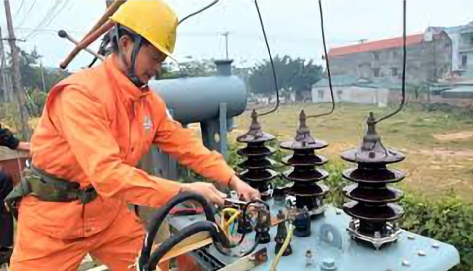 Quảng Ninh: Giải pháp nào đảm bảo cung cấp điện cho người dân và Doanh nghiệp - Ảnh 2