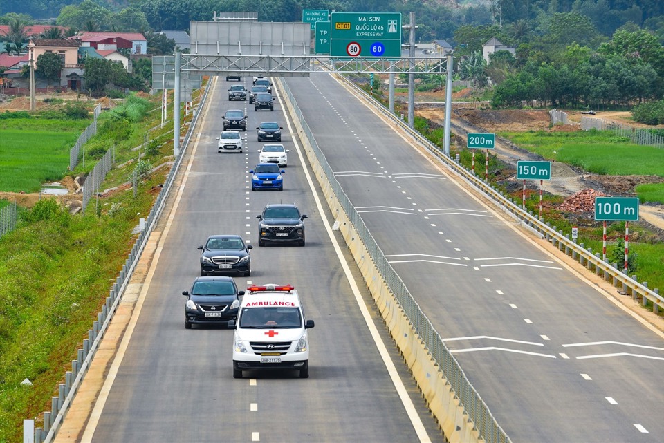 Cao tốc Mai Sơn - QL45 nằm trong danh s&aacute;ch 9 tuyến cao tốc Bộ GTVT đề xuất th&iacute; điểm thu ph&iacute;.