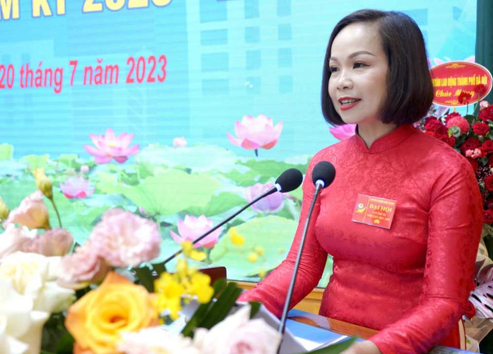 B&agrave; Lại H&agrave; Phương được bầu l&agrave;m Chủ tịch LĐLĐ quận H&agrave; Đ&ocirc;ng nhiệm kỳ 2023-2028.