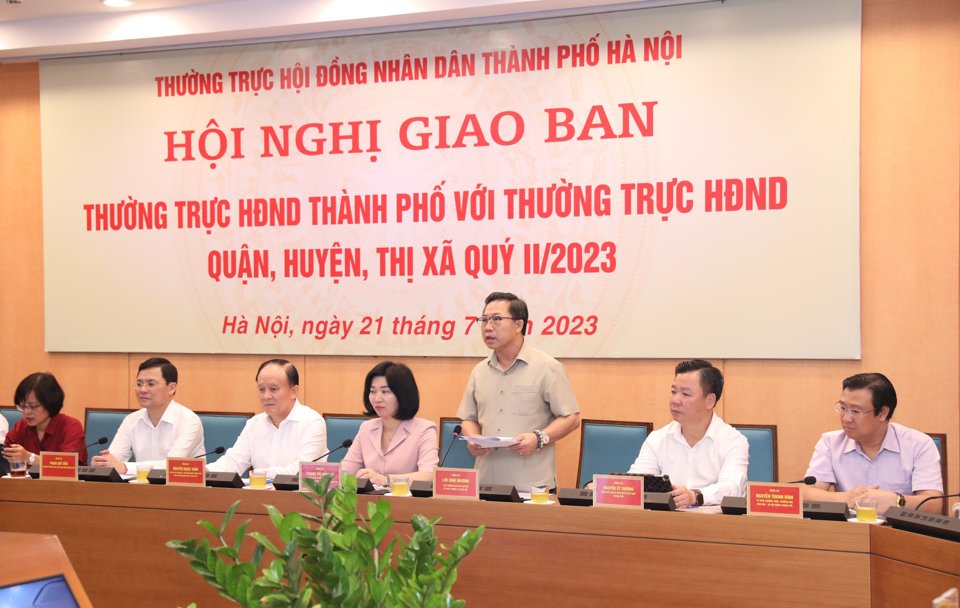 Ph&oacute; trưởng Ban D&acirc;n nguyện của Quốc hội Lưu B&igrave;nh Nhưỡng ph&aacute;t biểu tại hội nghị