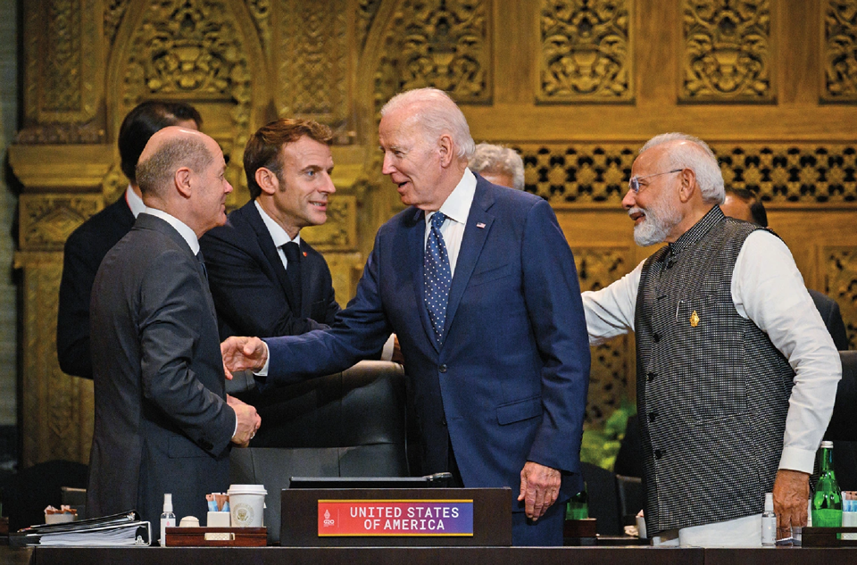 Thủ tướng Ấn Độ Narendra Modi v&agrave; Tổng thống Mỹ Joe Biden&nbsp; tại Hội nghị Thượng đỉnh G-20 ở Bali, Indonesia, v&agrave;o ng&agrave;y 15/11/2022. Nguồn: Foreign Policy