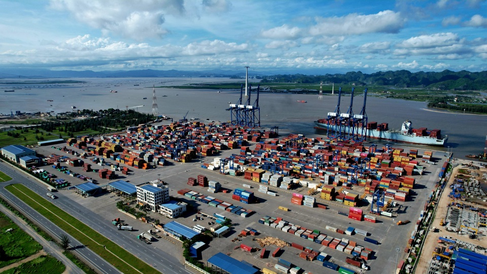 Cảng biển Hải Phòng phát triển vượt bậc lọt top 100 cảng lớn của thế giới - Ảnh 3