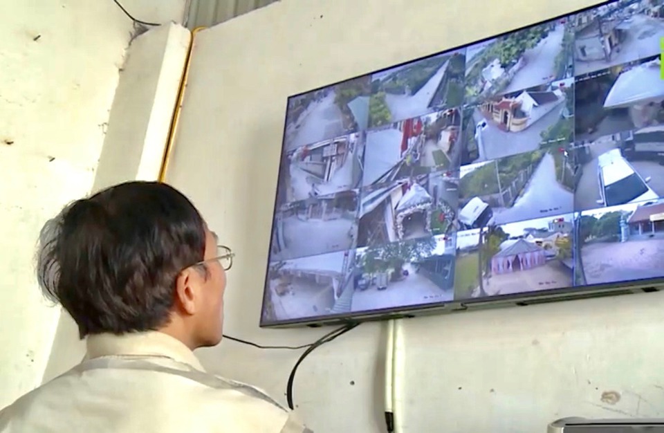 Camera giám sát cộng đồng tại thôn Thuận Quang (xã Dương Xá, huyện Gia Lâm). Ảnh: Lâm Nguyễn
