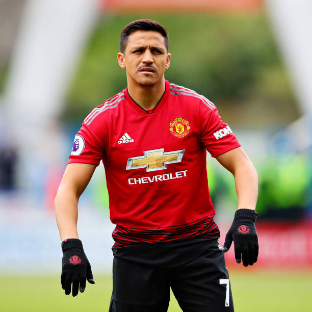 Alexis Sanchez chuẩn bị quay trở lại ngoại hạng Anh. Ảnh: Getty.